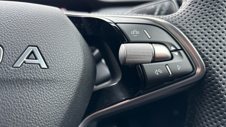 Skoda Enyaq 210kW 85 Sportline 82kWh 5dr Auto Electric Estate